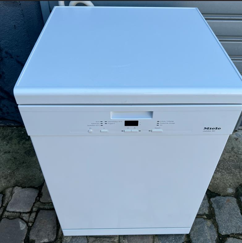 1an garantie Lave-vaisselle Miele 3D+,14couv./A++  < 6.5Lit., Enlèvement, Comme neuf