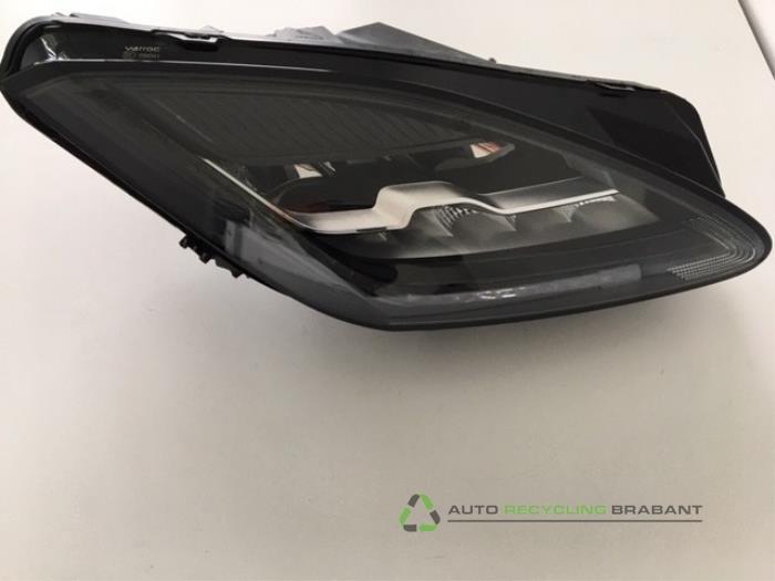 Phare droit d'un Jaguar E-Pace, -, 3 mois de garantie, Utilisé, -