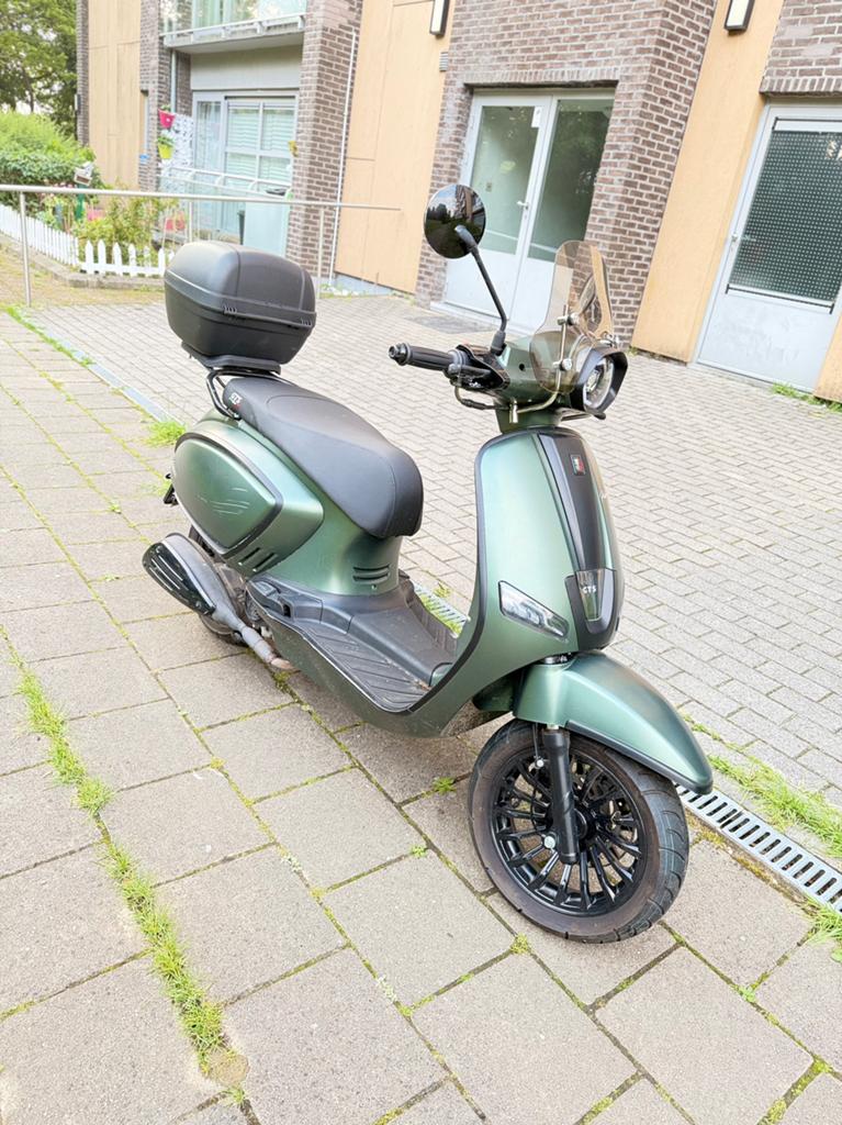 GTS Palermo Zonder rijbewijs 2025, Ophalen of Verzenden, Zo goed als nieuw