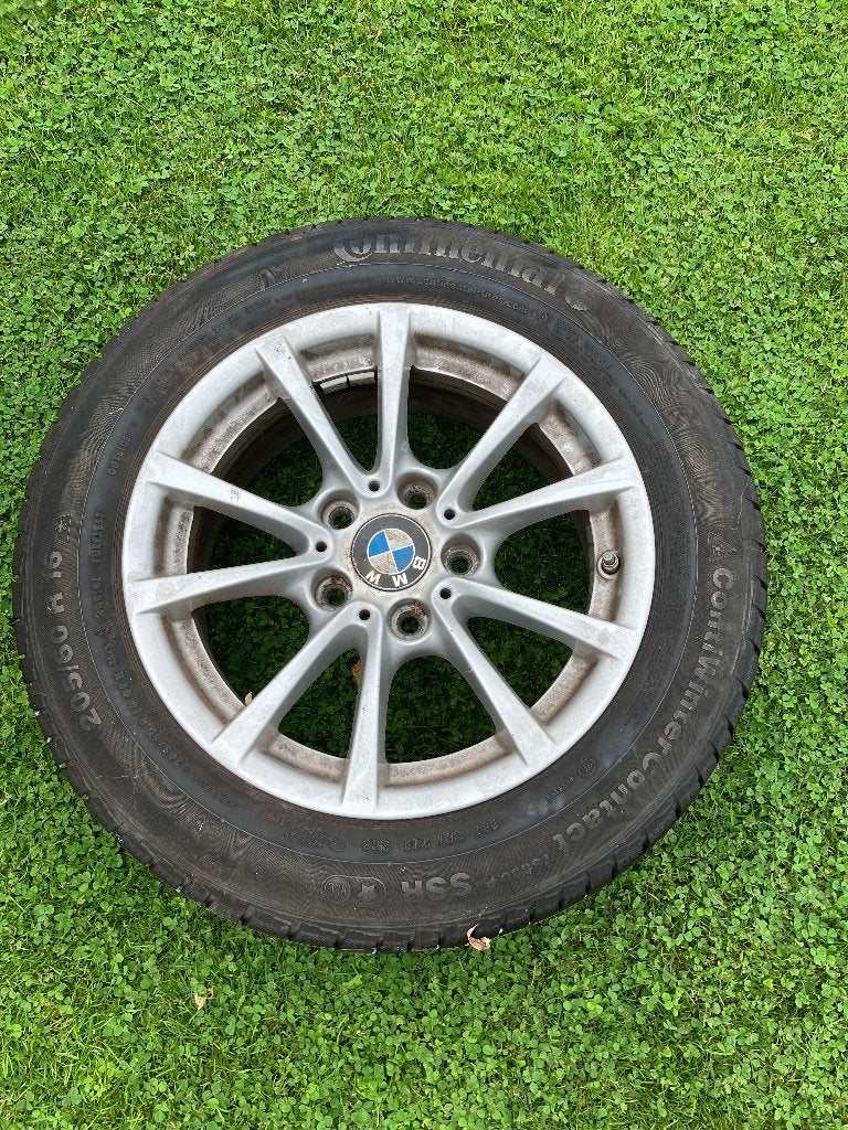 Pneus d'hiver avec jantes BMW (205/60/R16), Pneus et Jantes, Pneus hiver, 16 pouces, Véhicule de tourisme
