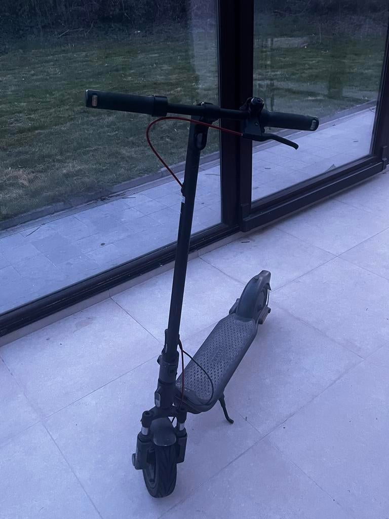 Ninebot f2, Enlèvement, Comme neuf, Step électrique (E-scooter)