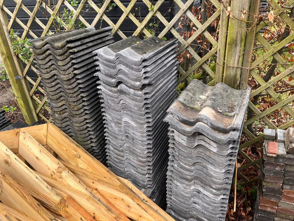 Dakpannen Sneldek RBB (goede kwaliteit), Doe-het-zelf en Bouw, Dakpannen en Dakbedekking, Zo goed als nieuw, Dakpannen, Ophalen