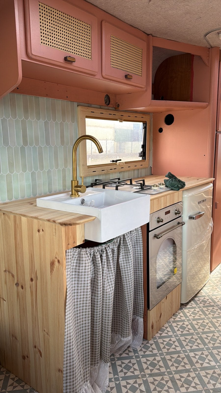 Hymer Mercedes-Benz D410 Oldtimer  – Uniek Exemplaar, Bedrijf, Koelkast, Hymer
