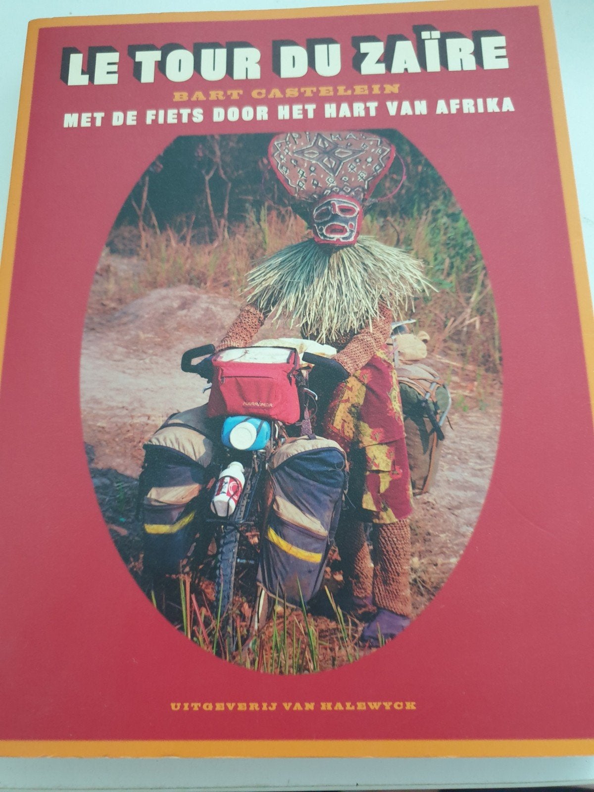 B. Castelein - Le Tour du Zaire. MET DE FIETS DOOR AFRIKA, Boeken, Ophalen of Verzenden, Zo goed als nieuw, B. Castelein, Afrika