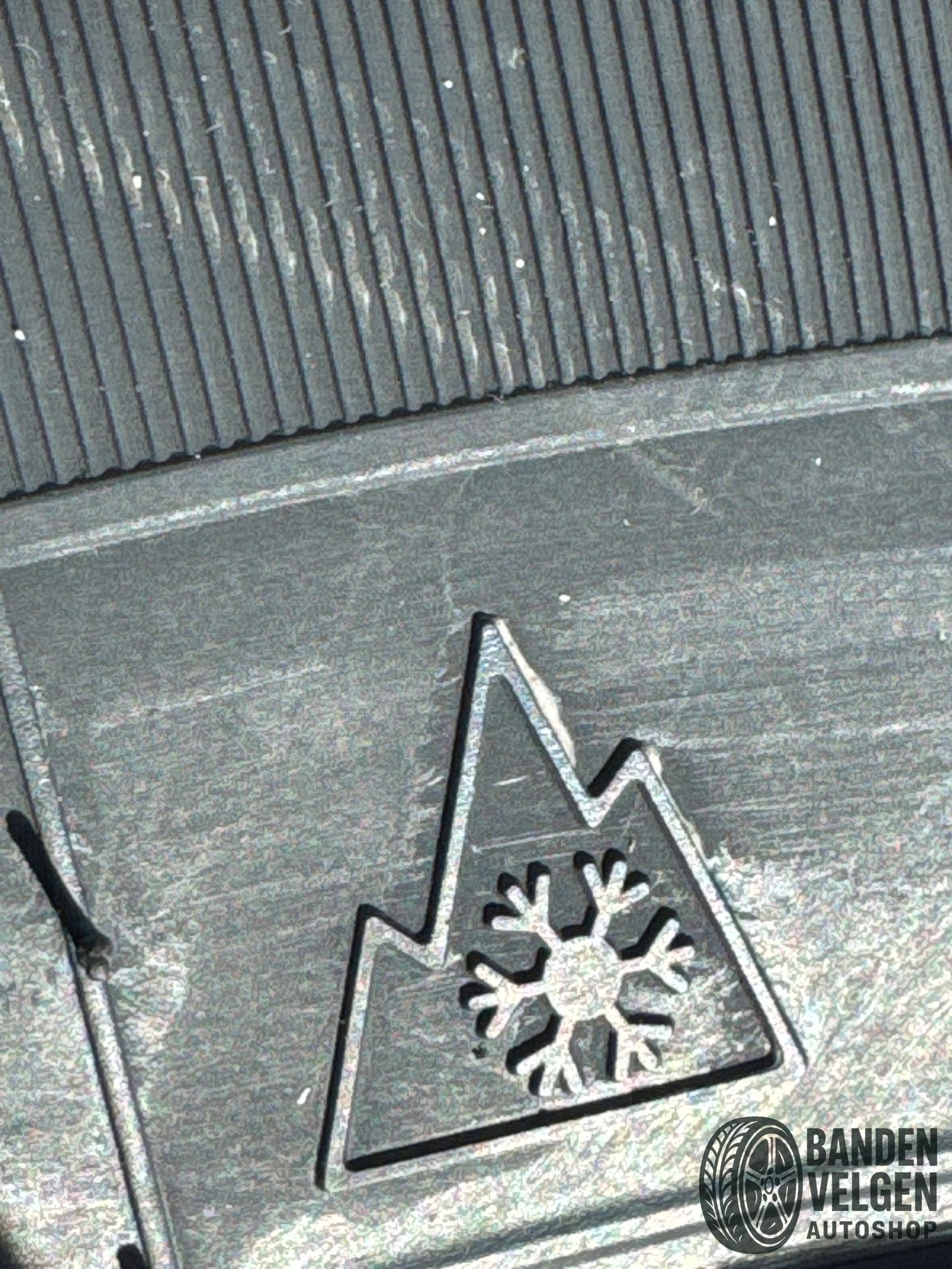 Volkswagen Transporter T5 en T6 Winterbanden Set 215-65-16 C, Auto-onderdelen, -, Banden en Velgen, -, Bestelwagen
