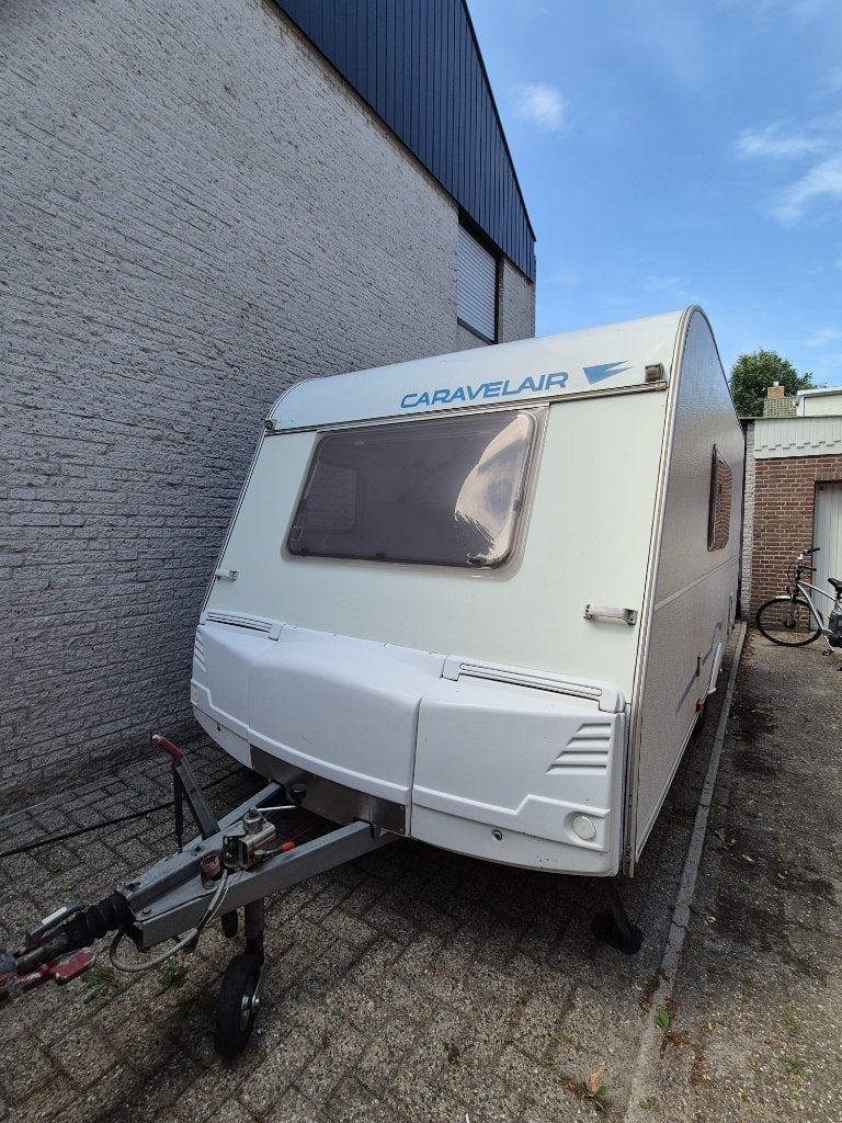 Caravan Caravelair, Caravanes & Camping, Poêle, 4 à 5 mètres, Jusqu'à 6, Lits superposés