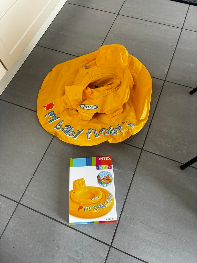Babyzwemband - 1x gebruikt, Kinderen en Baby's, Babykleding | Baby-zwemkleding, Ophalen, Zo goed als nieuw