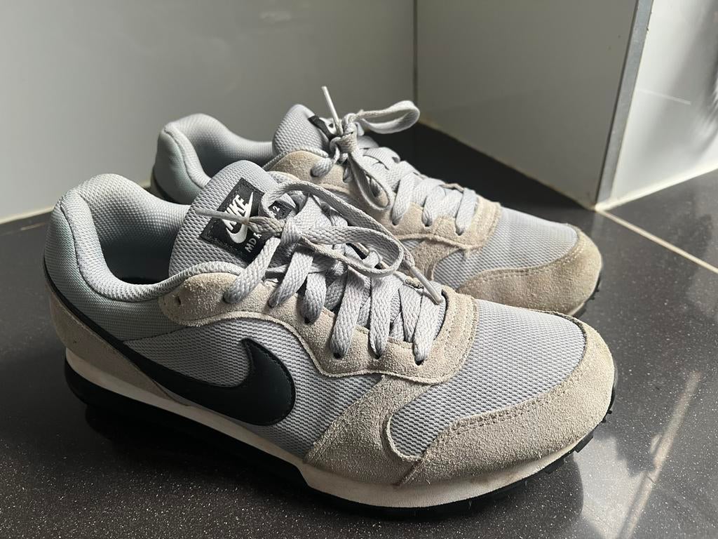 Chaussures Nike runner 41, Vêtements | Hommes, Enlèvement, Comme neuf