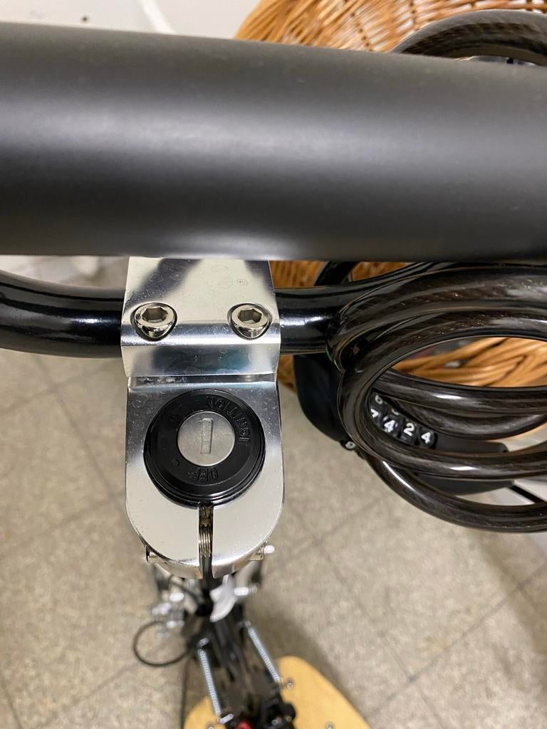 Trottinette électrique avec siège, Vélos & Vélomoteurs, Vélos | Cruisers & Lowriders, Comme neuf, Enlèvement