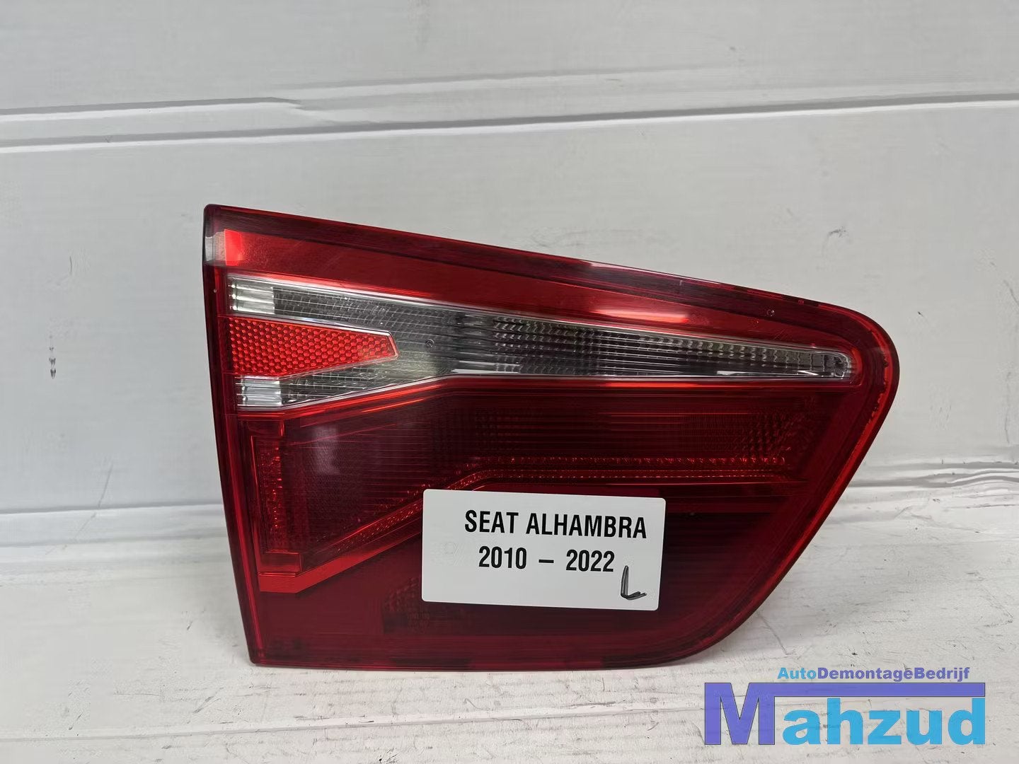SEAT ALHAMBRA Links binnen achterlicht 7N5945093F 2010-2022, Gebruikt, Autovia A-2, Km 585 585
08760  Martorell, ES, SEAT S.A.