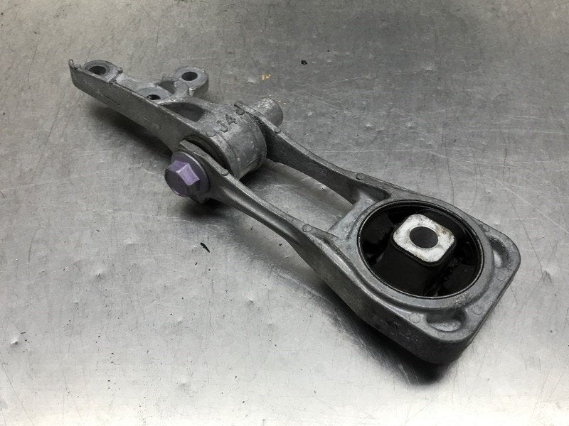 VERSNELLINGSBAKSTEUN ABS Toyota Yaris IV (P21 / PA1 / PH1), Gebruikt, Toyota