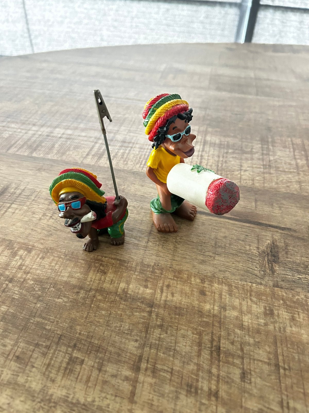 Rasta, Ophalen