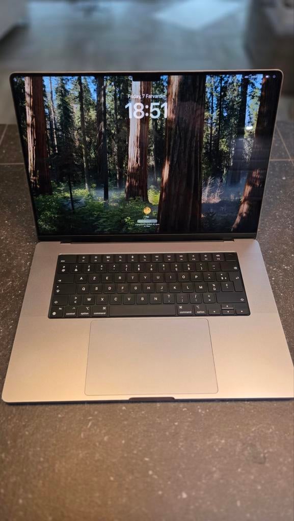 Apple Macbook M1 Pro 16 inches, Computers en Software, Apple Macbooks, MacBook Pro, 16 inch, 3 tot 4 Ghz, 512 GB, 16 GB, Azerty