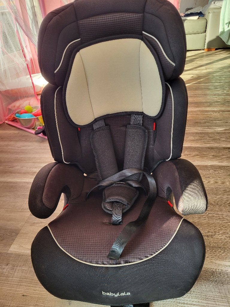 Meegroei baby autostoel, Kinderen en Baby's, Autostoeltjes, Ophalen, Zo goed als nieuw, Overige merken, Afneembare rugleuning