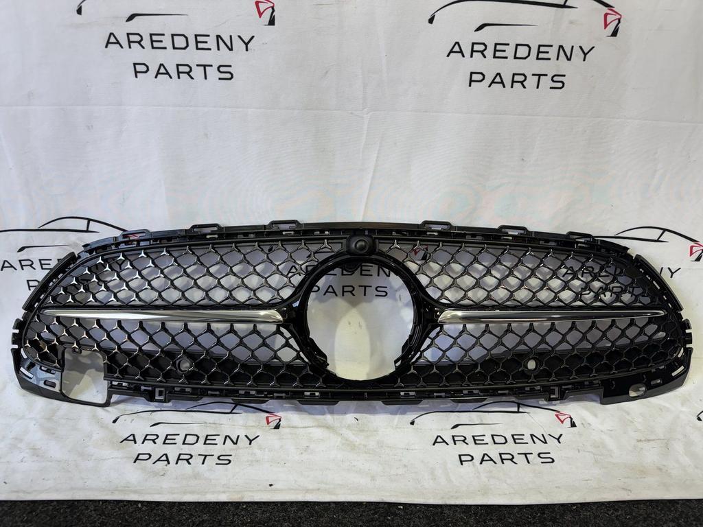 Mercedes C Klasse W206 AMG Line Diamond Grill A2068882100, Gebruikt, -, Ophalen of Verzenden, -
