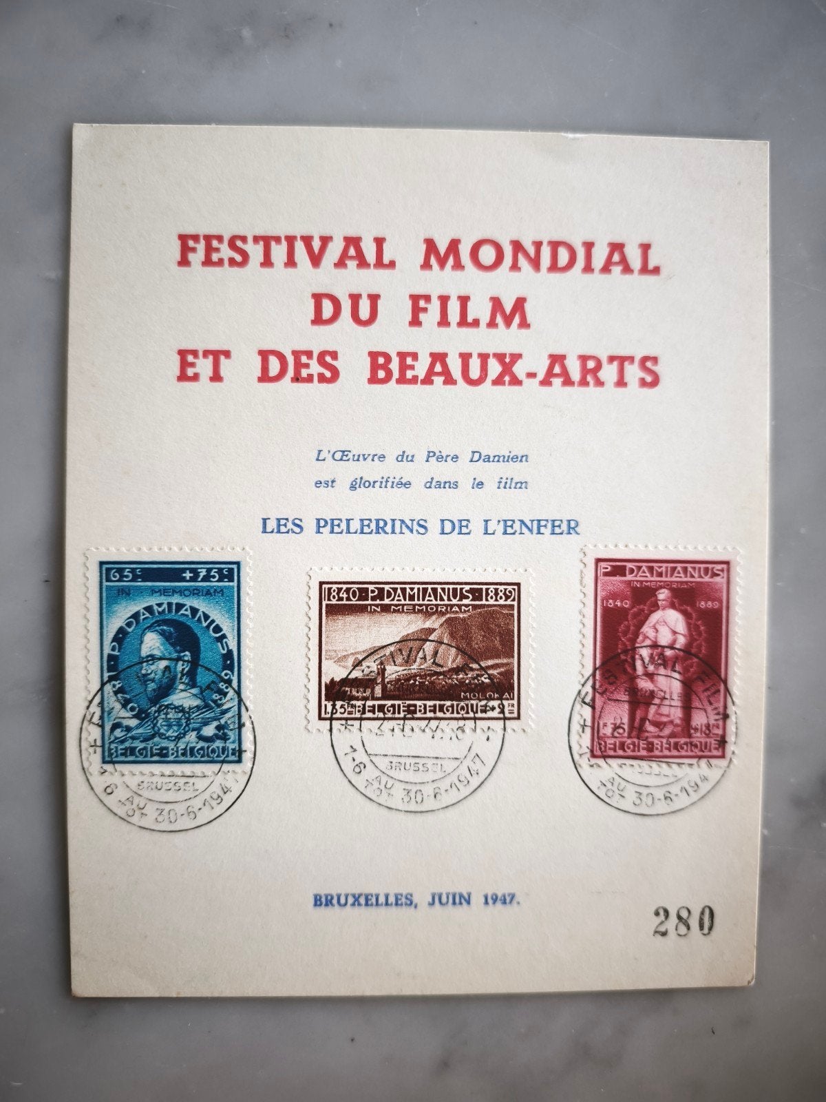 Feuillet cartonné 3 timbres belges 1946, Enlèvement ou Envoi, Affranchi, Autre, Autre