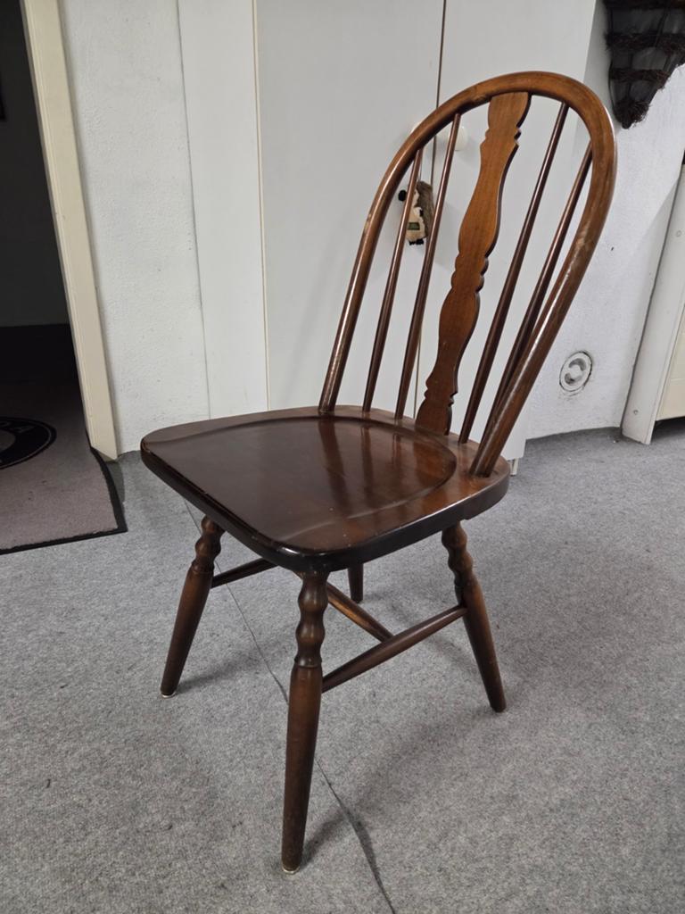 Massief houten stoelen 4 stuks, Huis en Inrichting, Stoelen, Ophalen