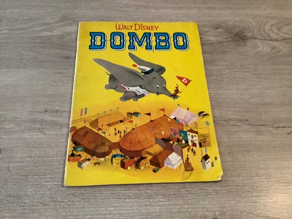 Livre de lecture vintage Walt Disney Dumbo, Collections, Disney, Enlèvement ou Envoi, Bambi ou Dumbo, Utilisé, Autres types
