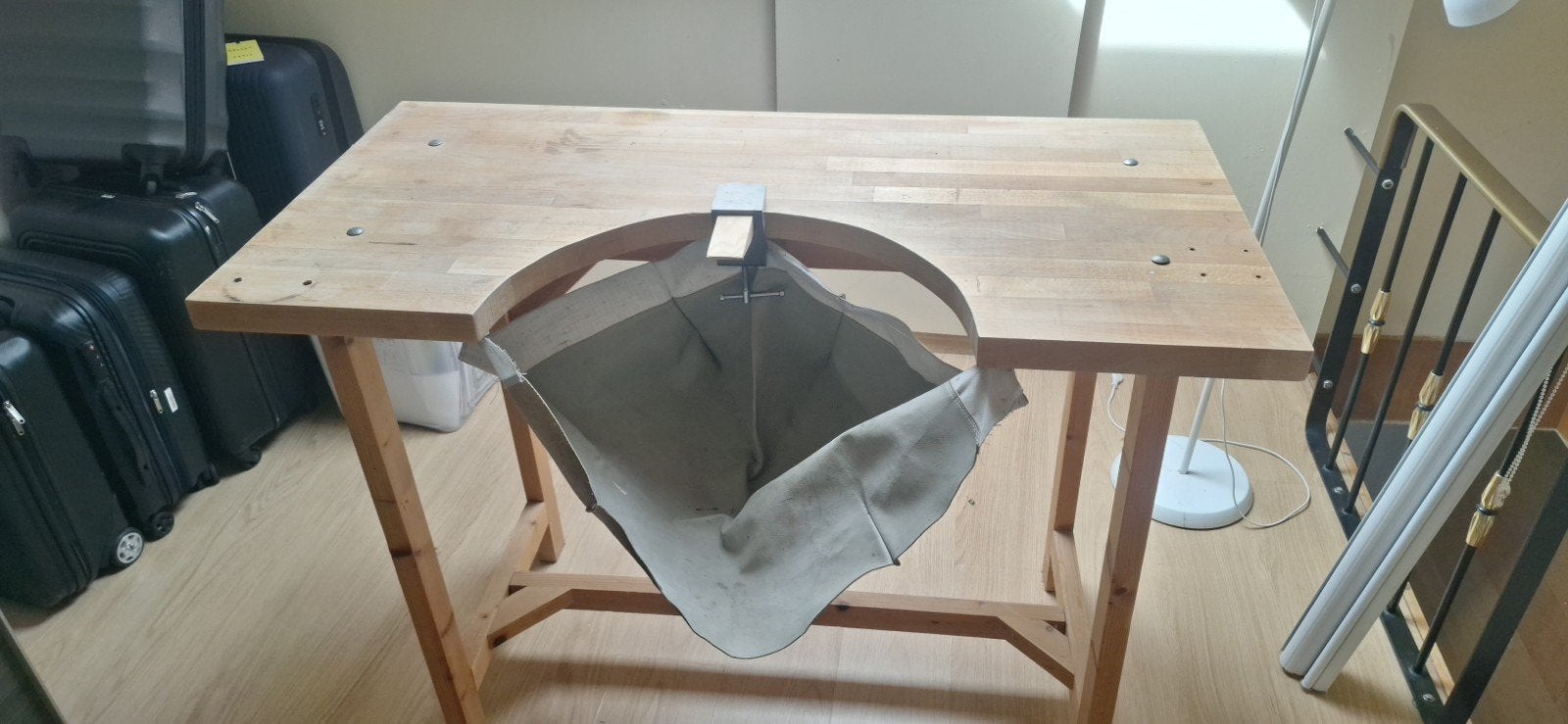Table de bijoutier / Établi, Enlèvement