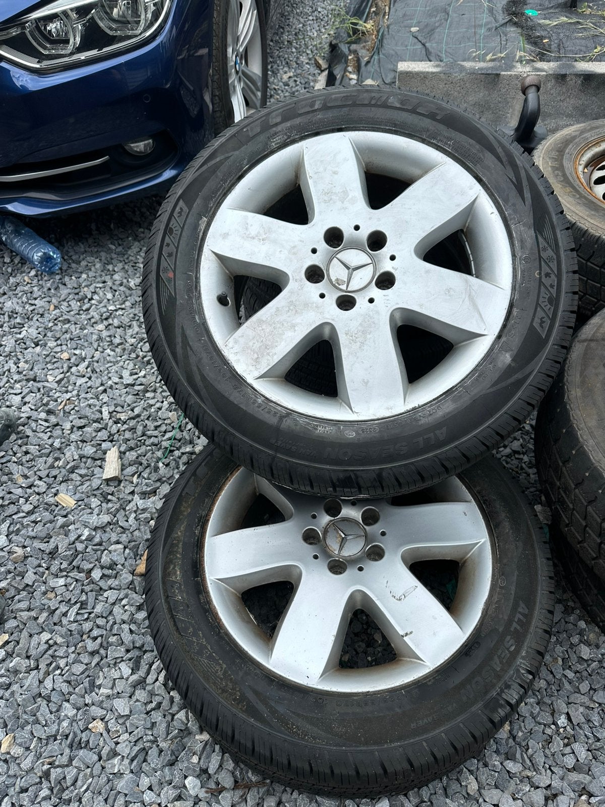 4 pneus 4 saison neuf 225 55R17C 109/107H + 4 offert, Autos : Pièces & Accessoires, Pneus & Jantes, Enlèvement, Pneus hiver, Pneu(s)