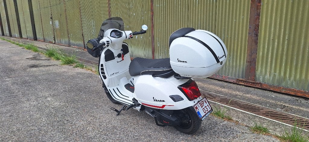 Vespa GTS Supersport 300 HP, 300 cm³, Occasion, Super Sport, Particulier