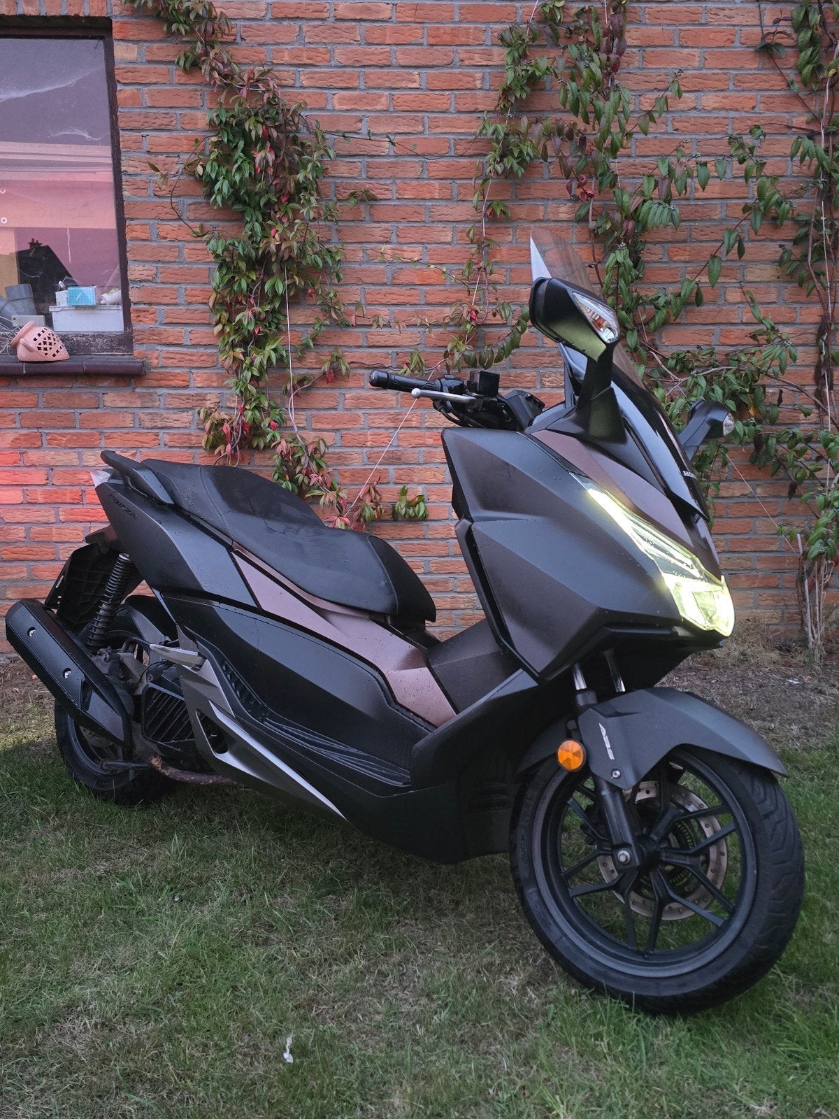 HONDA FORZA 125CC 2018, Motoren, Occasion, Particulier, 125 cc, ABS