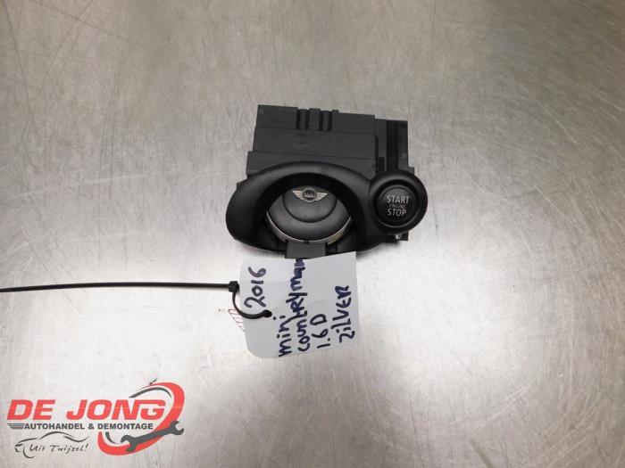 Serrure de contact + clé d'un Mini Countryman, -, 3 mois de garantie, -, -
