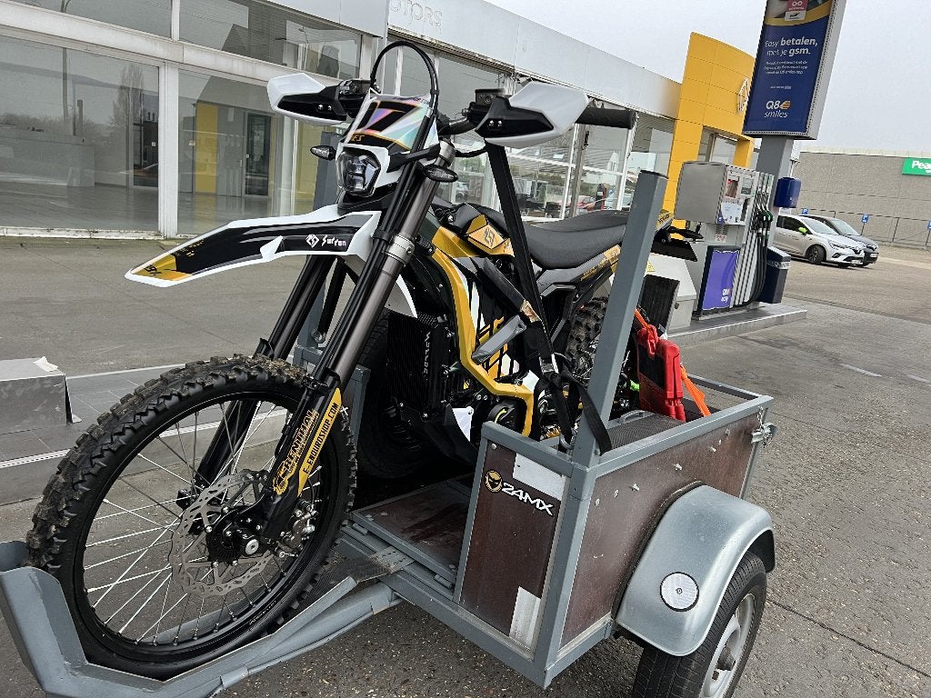 SURRON Ultra Bee : seulement 600 km au compteur, Motos, Motos Autre, 12 à 35 kW, Enlèvement