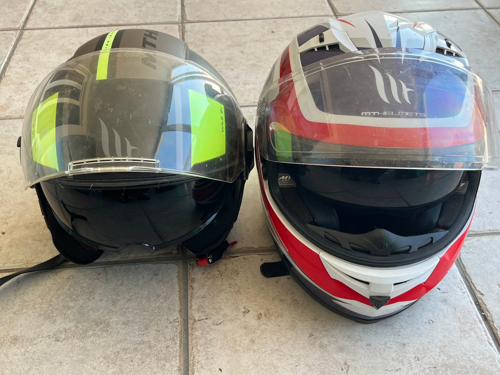 2 MT helmen te koop, Fietsen en Brommers, Brommerhelmen, Ophalen, Gebruikt, Large