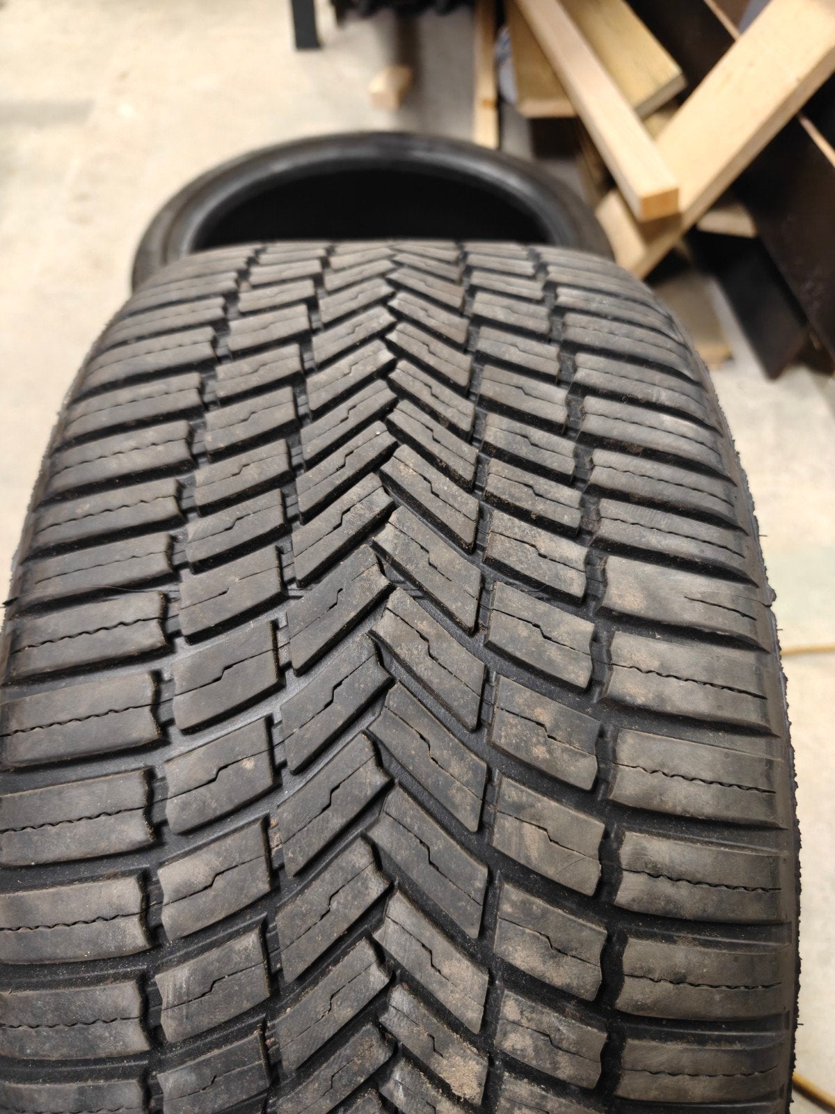 Bridgestone 255/35/18 all season ,NIEUW!!, Auto-onderdelen, Banden en Velgen, Ophalen, 18 inch, 255 mm, Nieuw