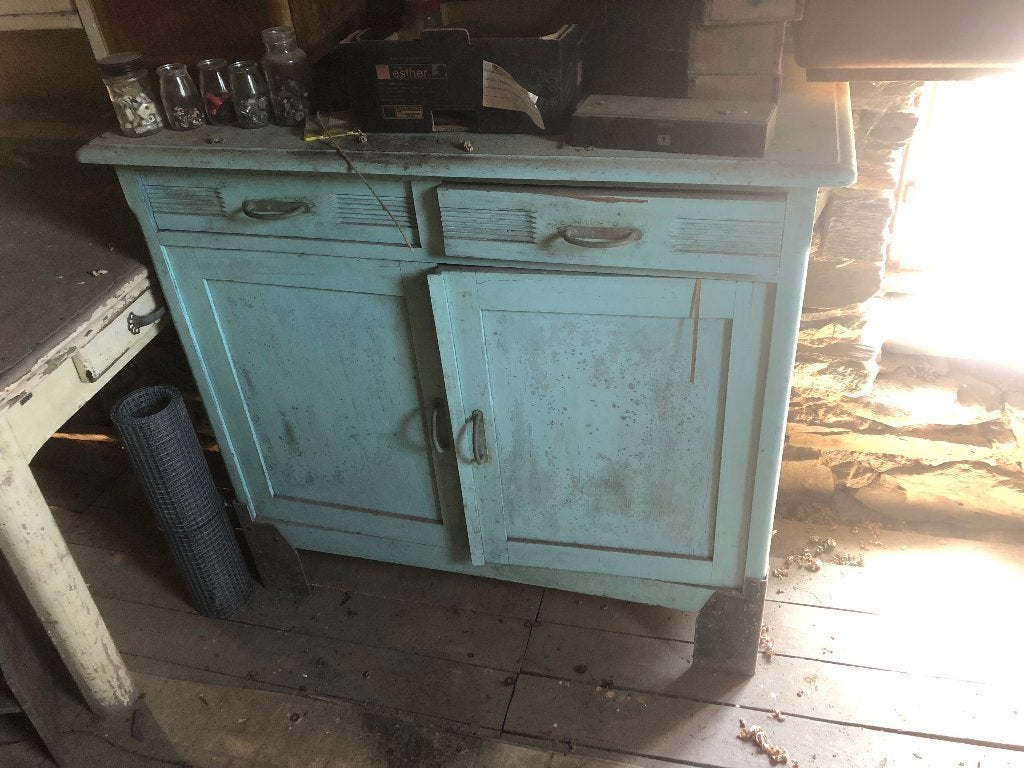 Armoire vintage aux couleurs d'Ibiza, Enlèvement, Utilisé, Avec tablette(s)