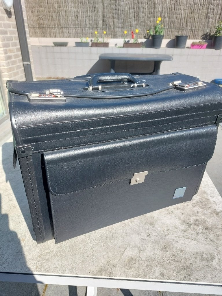 sac pilote, Neuf, 35 à 45 cm, Plastique dur, Enlèvement