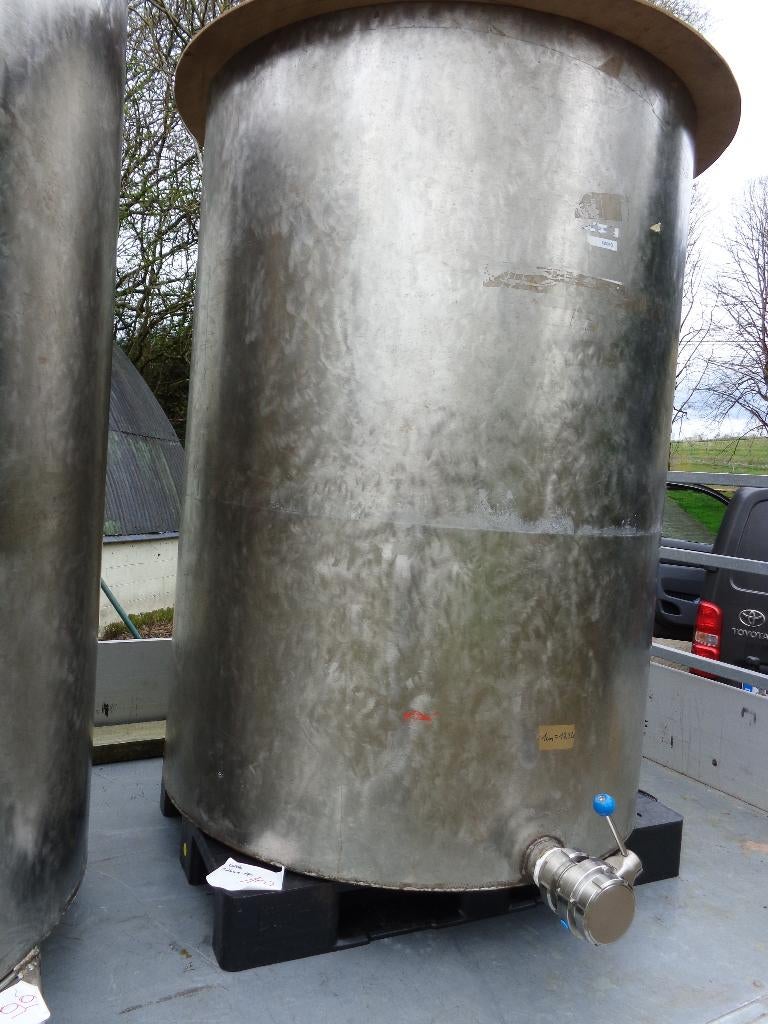 Cuve, Citerne, Alimentaire pour eau ou autres +- 3000L, Enlèvement