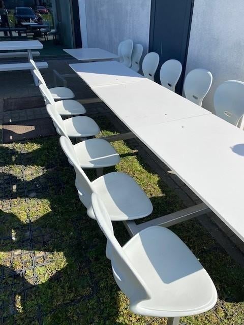 Tafel en stoelen voor refter, Ophalen, Gebruikt, Wit, Metaal