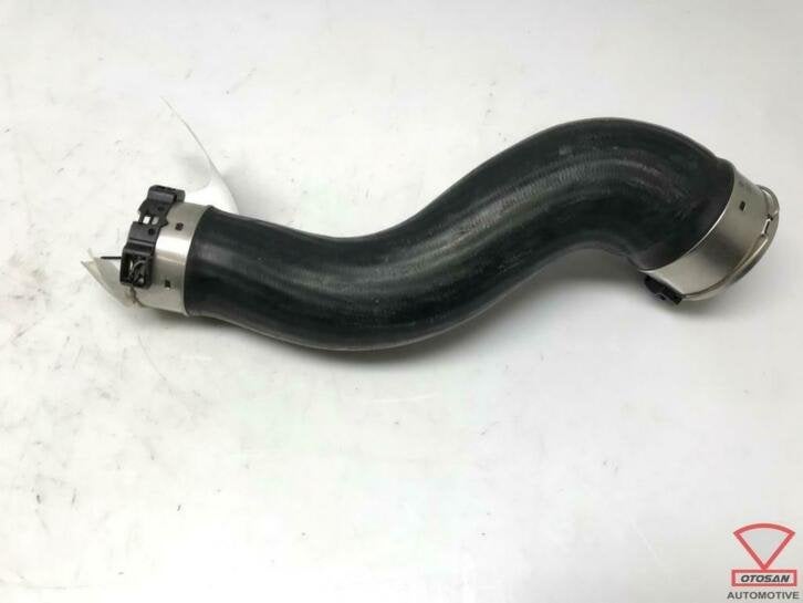 tuyau de refroidisseur interm diaire mercedes classe c w204, Mercedes-Benz AG, Mercedes-Benz, Utilisé, Mercedesstrasse 120
70372  Stuttgart, DE