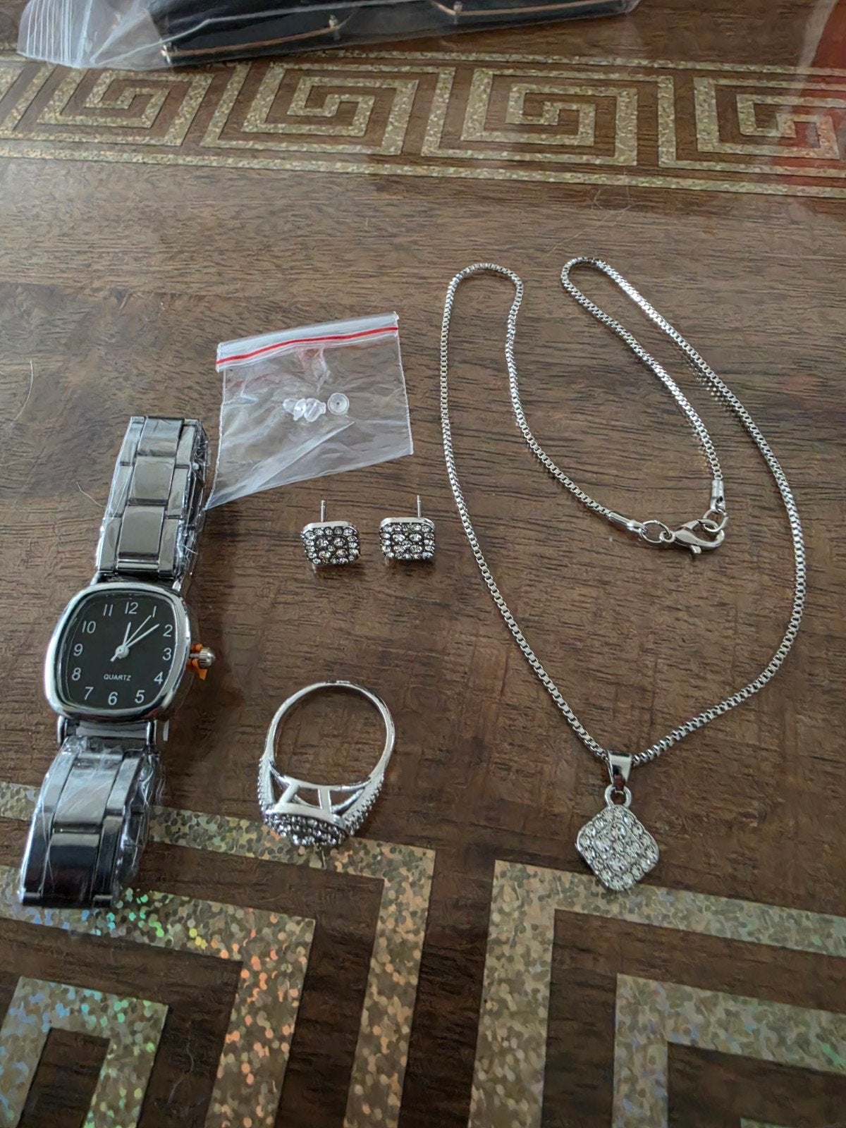 dames horloge, Bijoux, Sacs & Beauté, Autres marques, Enlèvement, Neuf, Montre-bracelet