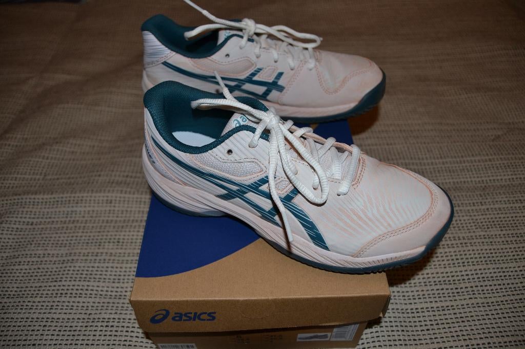 Chaussures de tennis enfant Asics Gel Game 9, 37.5, Sport en Fitness, Tennis, Ophalen, Zo goed als nieuw, Schoenen, Overige merken