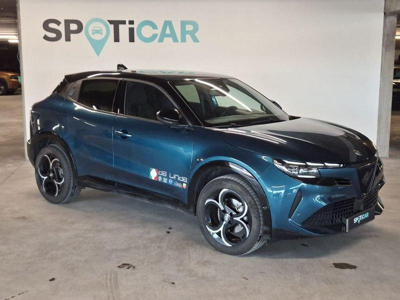 Alfa Romeo Junior Hybrid eDCT6 Ibrida Q4, Stof, Gebruikt, 1199 cc, Blauw