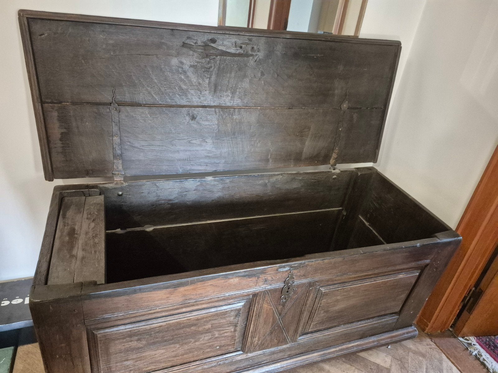 massief eikenhouten kist, Ophalen, Eikenhout