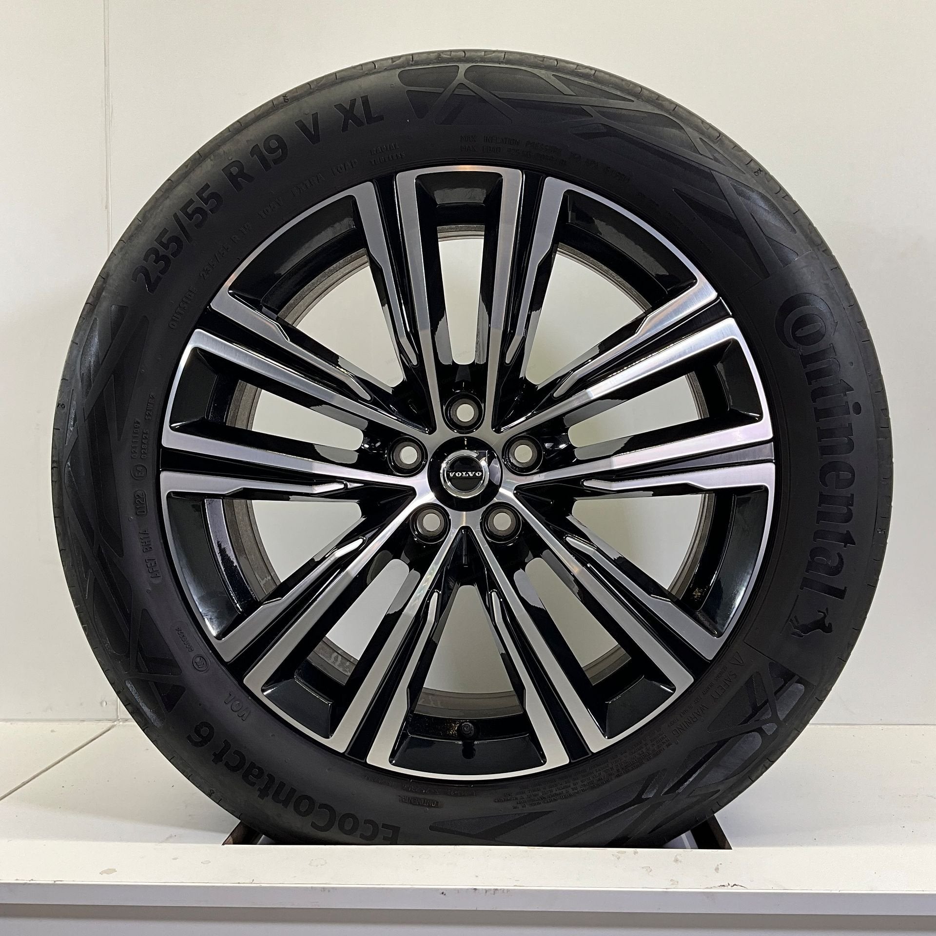 VOLVO XC60 VELGEN SET ZOMERBANDEN 19 INCH *, Pneus et Jantes, Véhicule de tourisme, Pneus été, -