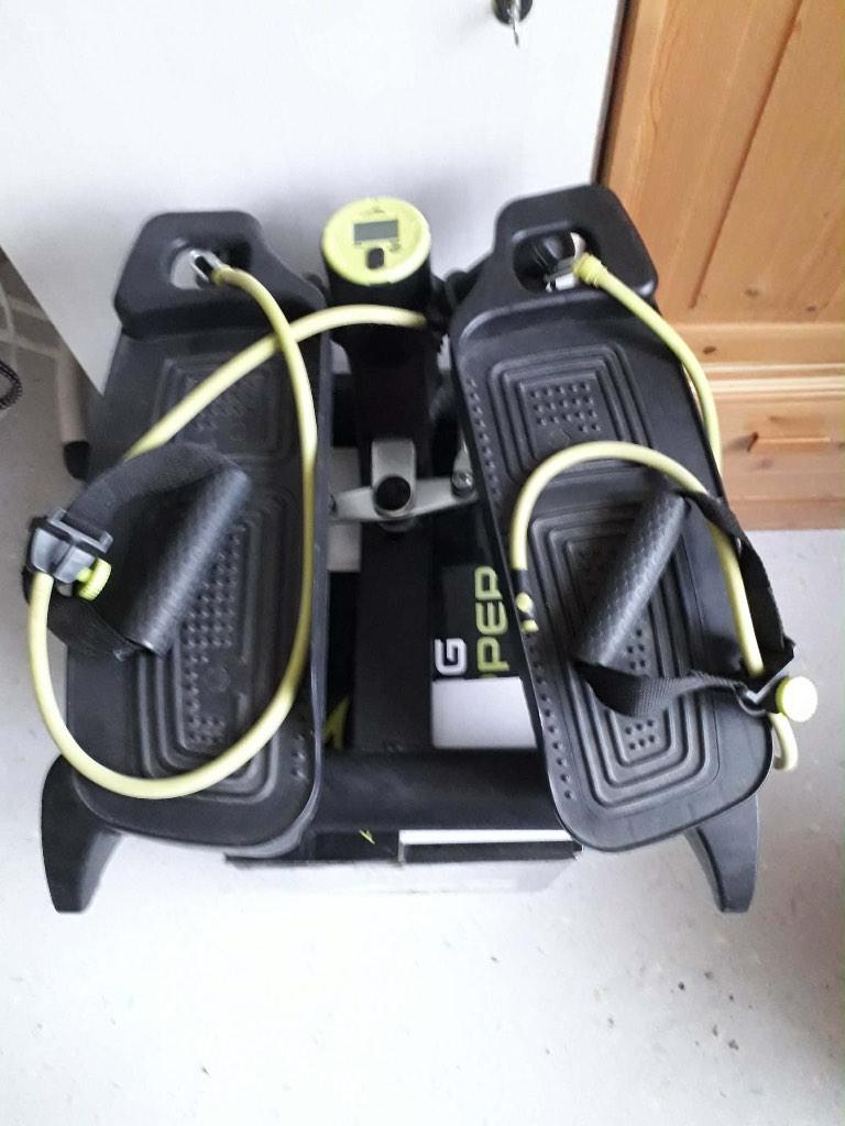 Stepper Active Touch – Swing Stepper avec élastiques, Sports & Fitness, Enlèvement, Comme neuf, Jambes, Autres types