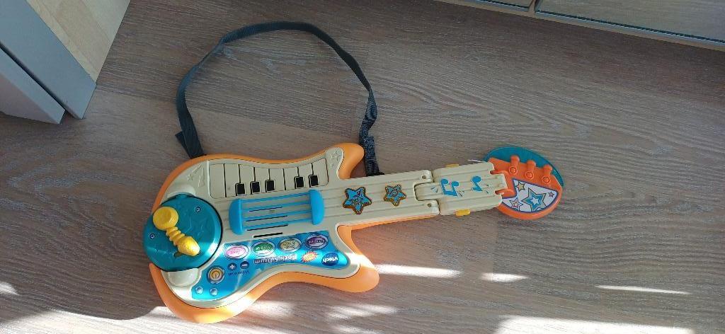 Vtech gitaar/drum/keyboard-piano, Kinderen en Baby's, Ophalen, Gebruikt, 2 tot 4 jaar