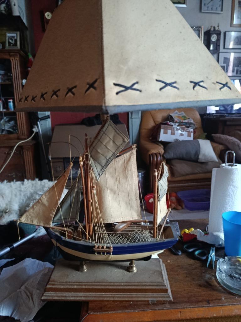 Lampe de bureau ou de chevet, Ophalen, Gebruikt