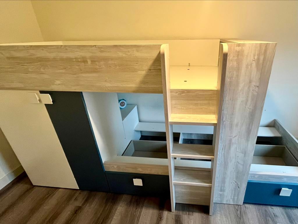 All in 1 stapelbed met kast, Ophalen, Zo goed als nieuw, Stapelbed