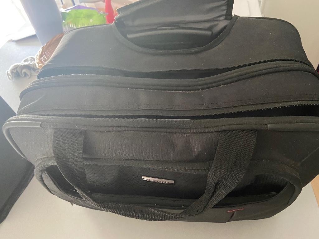 Trolley handbagage Samsonite, Ophalen of Verzenden, Zo goed als nieuw, Zacht kunststof, Wieltjes