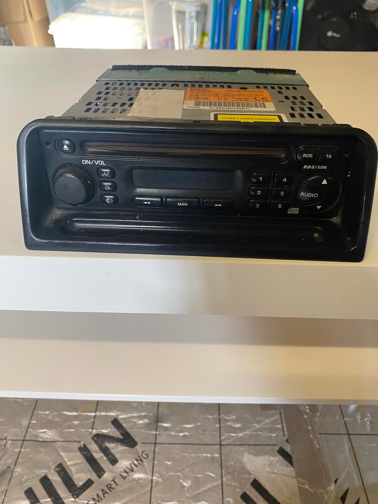 Peugeot 106 radio, Ophalen of Verzenden, Zo goed als nieuw