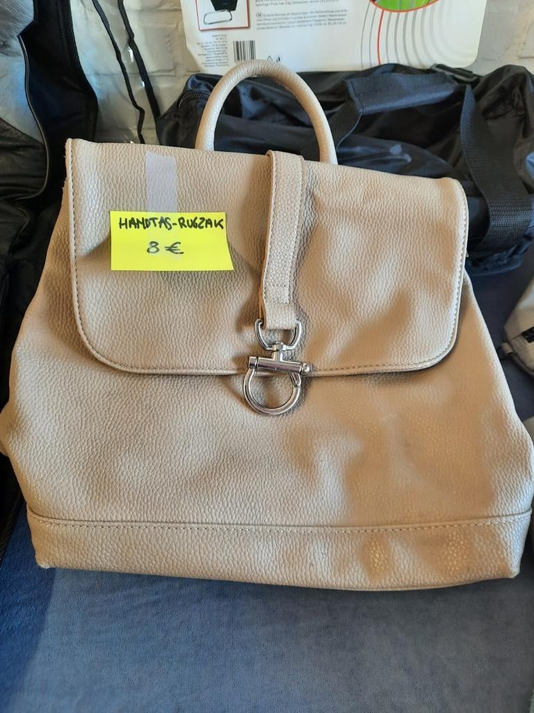Handtas rugzak model, Handtassen en Accessoires, Ophalen of Verzenden, Nieuw, Handtas