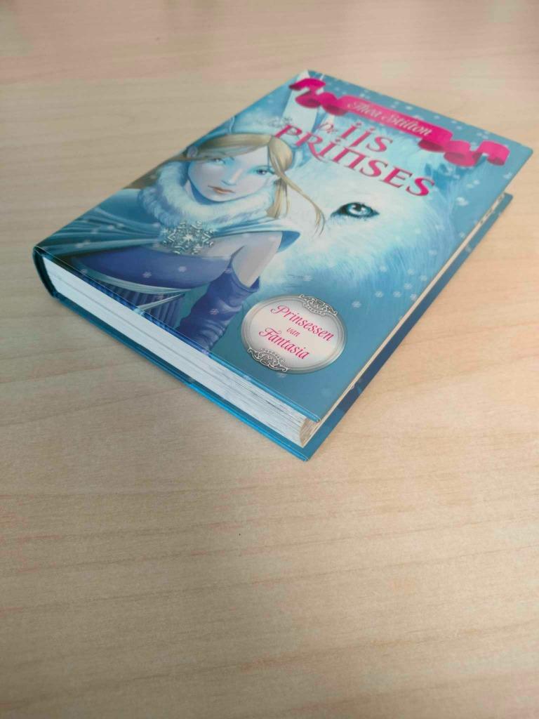 De ijsprinses (Prinsessen van Fantasia), Boeken, Thea Stilton, Ophalen of Verzenden, Zo goed als nieuw, Fictie