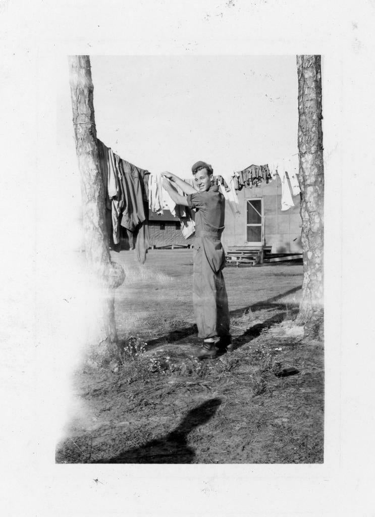 orig. foto - GI USAAF doet de was, Fort Meyers, Fl - WO2, Verzenden, Luchtmacht, Foto of Poster