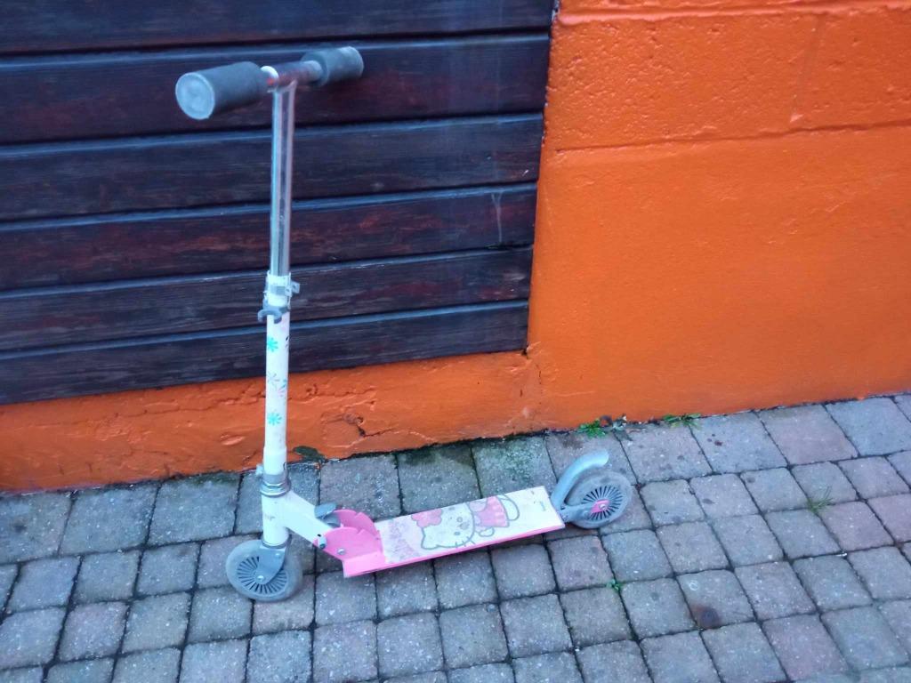 Trottinette enfant Hello Kitty, Fietsen en Brommers, Ophalen, Gebruikt